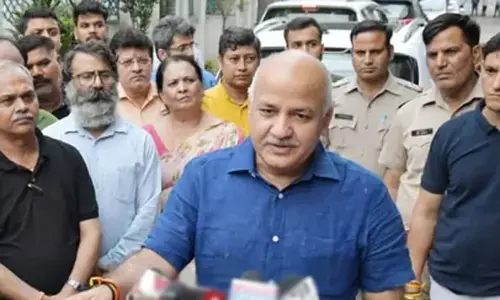 மணிஷ் சிசோடியா வங்கி லாக்கரை திறந்து சி.பி.ஐ. சோதனை: சிக்கியது என்ன? மணிஷ் சிசோடியா வங்கி லாக்கரை திறந்து சி.பி.ஐ. சோதனை: சிக்கியது என்ன?
