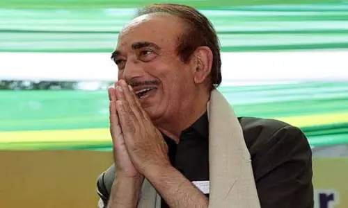 குலாம்நபி ஆசாத்துடன், காங்கிரஸ் அதிருப்தி தலைவர்கள் சந்திப்பு