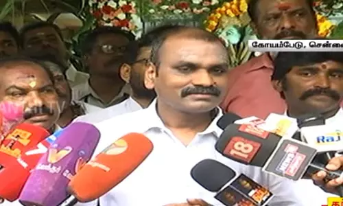 அரசியலுக்காக வெளியில் பேசுவதுதான் திமுகவின் வாடிக்கை - மத்திய இணை மந்திரி எல்.முருகன் பேட்டி