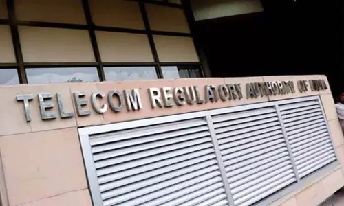 வாட்ஸ்அப், கூகுள் மீட் போன்ற இணையதள அழைப்பு செயலிகளை ஒழுங்குபடுத்த மத்திய அரசு நடவடிக்கை