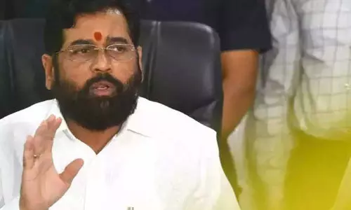 புல்லட் ரெயில் திட்டத்துக்காக நிலம் கையகப்படுத்தும் பணியை 30-ந் தேதிக்குள் முடிக்க வேண்டும்- ஏக்நாத் ஷிண்டே உத்தரவு