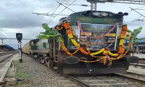 கோவை - மதுரை ரெயில் சேவை தொடங்கியது