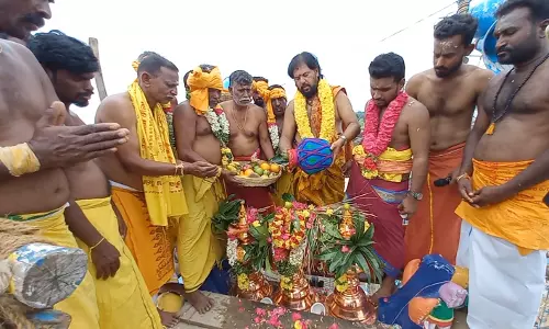 நல்லம்பள்ளி அருகே ஊர் மாரியம்மன் கோவில் கும்பாபிஷேக விழா நல்லம்பள்ளி அருகே ஊர் மாரியம்மன் கோவில் கும்பாபிஷேக விழா
