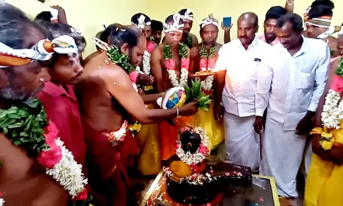 நல்லம்பள்ளி அருகே அண்ணாமலையார்- பெருமாளப்பன் கோவில் கும்பாபிஷேக விழா நல்லம்பள்ளி அருகே அண்ணாமலையார்- பெருமாளப்பன் கோவில் கும்பாபிஷேக விழா