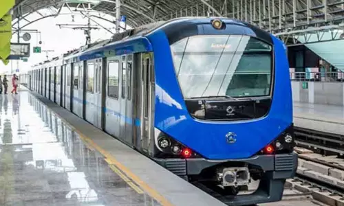 கடந்த மாதத்தில் மெட்ரோ ரெயிலில் 56 லட்சம் பேர் பயணம் - மெட்ரோ ரெயில் நிறுவனம் அறிவிப்பு கடந்த மாதத்தில் மெட்ரோ ரெயிலில் 56 லட்சம் பேர் பயணம் - மெட்ரோ ரெயில் நிறுவனம் அறிவிப்பு