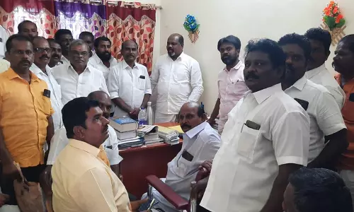 ஆலோசனை கூட்டம் ஆலோசனை கூட்டம்