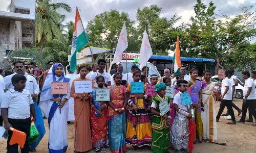 கிறிஸ்தவர்கள் ஊர்வலம் கிறிஸ்தவர்கள் ஊர்வலம்