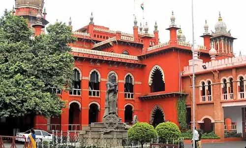 இயற்கைக்கு தொடர்ந்து பாதிப்பை ஏற்படுத்தினால் பேரிடர் மூலம் மனித குலத்திற்கு ஆபத்தை ஏற்படுத்தும்- ஐகோர்ட்டு இயற்கைக்கு தொடர்ந்து பாதிப்பை ஏற்படுத்தினால் பேரிடர் மூலம் மனித குலத்திற்கு ஆபத்தை ஏற்படுத்தும்- ஐகோர்ட்டு