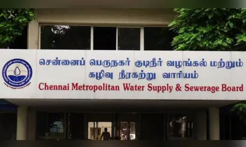 சென்னை மாநகராட்சி பகுதிகளில் கழிவுநீர் குழாய்களில் தூர்வாரும் பணிகள் - நாளை முதல் 15-ந்தேதி வரை நடக்கிறது