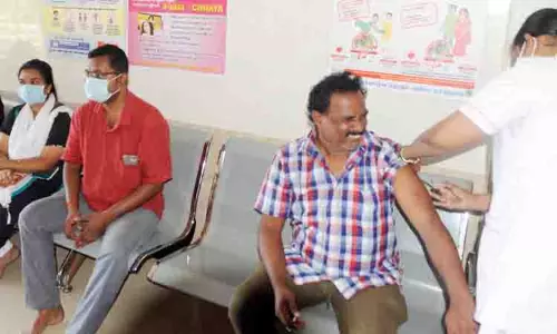 ஒரே நாளில் 10,289 பேருக்கு கொரோனா தடுப்பூசி