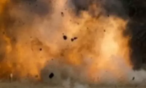 ஆப்கானிஸ்தான் மத பள்ளிக்கூடத்தில் பீரங்கி குண்டு வெடித்து 4 சிறுவர்கள் பலி