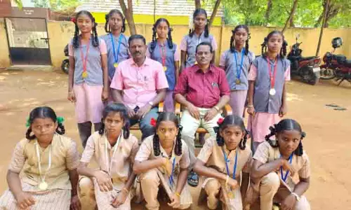 மாவட்ட அளவிலான கபடி போட்டிக்கு கிருஷ்ணராயபுரம் அரசு பள்ளி தகுதி