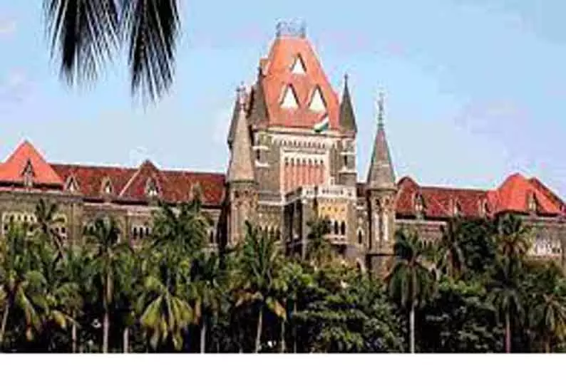 பள்ளி கழிவறை குறித்த கொள்கையை உருவாக்க நல்ல நாளுக்காக காத்திருக்கிறீர்களா?- மராட்டிய அரசு மீது ஐகோர்ட்டு காட்டம்