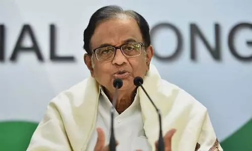 இந்தியாவில் வேலையின்மை, பணவீக்கம் கொடிகட்டி பறக்கிறது - ப.சிதம்பரம் விமர்சனம் இந்தியாவில் வேலையின்மை, பணவீக்கம் கொடிகட்டி பறக்கிறது - ப.சிதம்பரம் விமர்சனம்