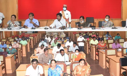 நிதி குறித்த விவரங்களை தெரிவிக்க வேண்டும் நிதி குறித்த விவரங்களை தெரிவிக்க வேண்டும்