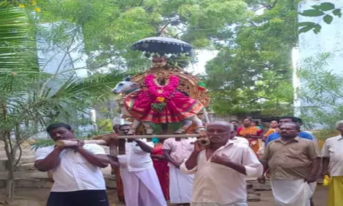 குலசேகரன்பட்டினம் கோவிலில் பிரதோஷ வழிபாடு குலசேகரன்பட்டினம் கோவிலில் பிரதோஷ வழிபாடு