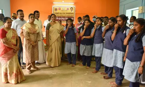 தேசிய குடற்புழு நீக்க சிறப்பு முகாம் தேசிய குடற்புழு நீக்க சிறப்பு முகாம்