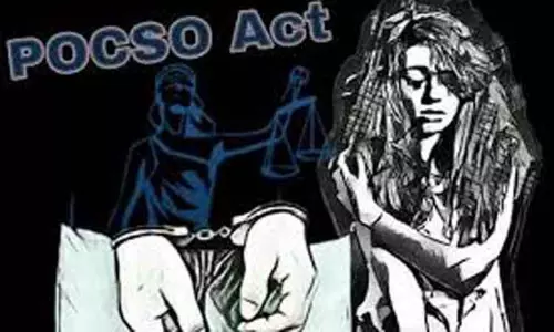 வாலிபர் போக்சோவில் கைது