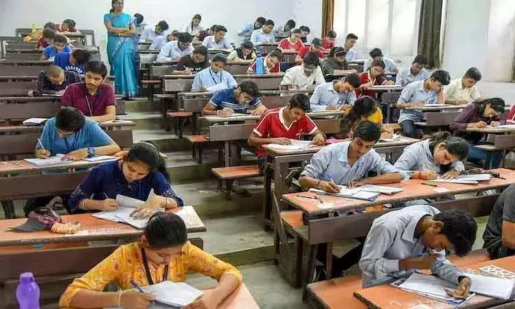 சி.யூ.இ.டி நுழைவுத் தேர்வு முடிவுகள் செப்டம்பர் 15ஆம் தேதிக்குள் வெளியிடப்படும்: யுஜிசி தலைவர் தகவல் சி.யூ.இ.டி நுழைவுத் தேர்வு முடிவுகள் செப்டம்பர் 15ஆம் தேதிக்குள் வெளியிடப்படும்: யுஜிசி தலைவர் தகவல்