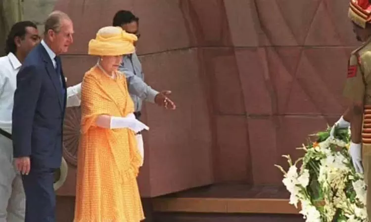 அவர் செய்தது மன்னிப்பு கேட்பதற்கும் மேலானது- ராணி எலிசபெத் குறித்து பேசிய ஜாலியன்வாலா பாக் அறக்கட்டளை செயலாளர் அவர் செய்தது மன்னிப்பு கேட்பதற்கும் மேலானது- ராணி எலிசபெத் குறித்து பேசிய ஜாலியன்வாலா பாக் அறக்கட்டளை செயலாளர்