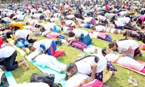 ஒரே இடத்தில் 5,386 மாணவ, மாணவிகள் பயிற்சி