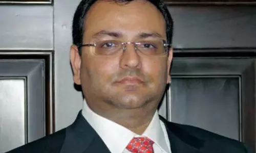 விபத்து நடந்த போது 100 கி.மீ. வேகத்தில் வந்த சைரஸ் மிஸ்திரி கார்- விசாரணையில் தகவல்