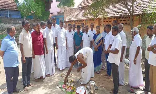 மாற்றுத்திறனாளிகளுக்கு புதிய வகுப்பறை கட்ட பூமி பூஜை; மார்க்கண்டேயன் எம்.எல்.ஏ. தொடங்கி வைத்தார்