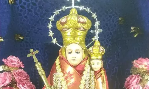 புனித ஆரோக்கிய மாதா ஆலய 32-ம் ஆண்டு விழா