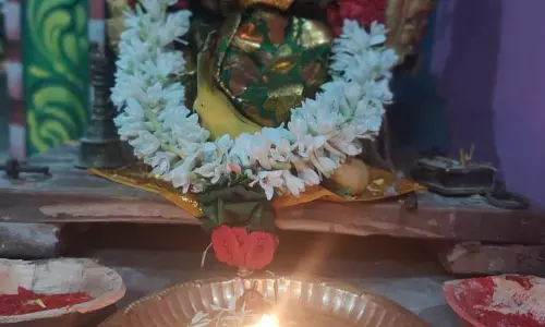 பொன்னியம்மன் கோவிலில் பவுர்ணமி பூஜை