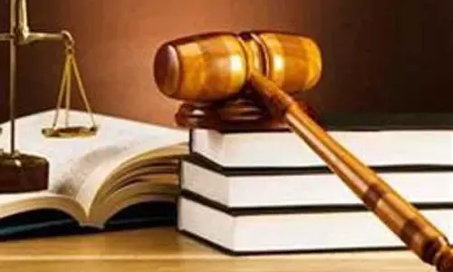 கோவில் நிலத்தை ஆக்கிரமித்து கட்டிய கட்டிடத்தை கோவிலிடமே ஒப்படைக்க வேண்டும்-மதுரை ஐகோர்ட்டு நீதிபதிகள் கருத்து கோவில் நிலத்தை ஆக்கிரமித்து கட்டிய கட்டிடத்தை கோவிலிடமே ஒப்படைக்க வேண்டும்-மதுரை ஐகோர்ட்டு நீதிபதிகள் கருத்து