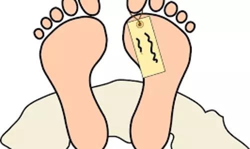 ஆம்பூரில் பிணமாக கிடந்த வாலிபர் ஆம்பூரில் பிணமாக கிடந்த வாலிபர்