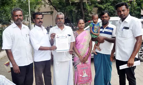 மயானத்தில் தகன மேடை அமைத்துத்தர வேண்டும்; திராவிடத் தமிழர் கட்சியினர் கோரிக்கை மயானத்தில் தகன மேடை அமைத்துத்தர வேண்டும்; திராவிடத் தமிழர் கட்சியினர் கோரிக்கை