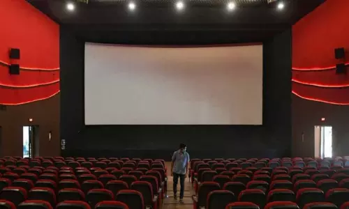 75 ரூபாய்க்கு சினிமா டிக்கெட்- தேசிய சினிமா தினம் வேறு தேதிக்கு மாற்றம்