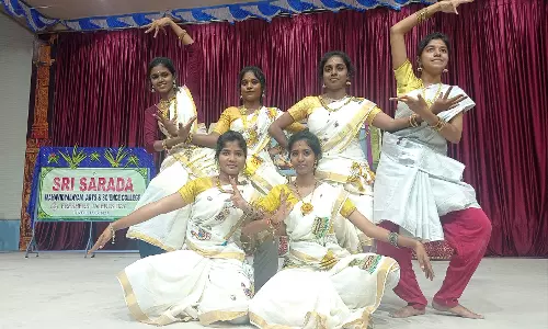 முதலாம் ஆண்டு மாணவிகள் வரவேற்பு விழா முதலாம் ஆண்டு மாணவிகள் வரவேற்பு விழா