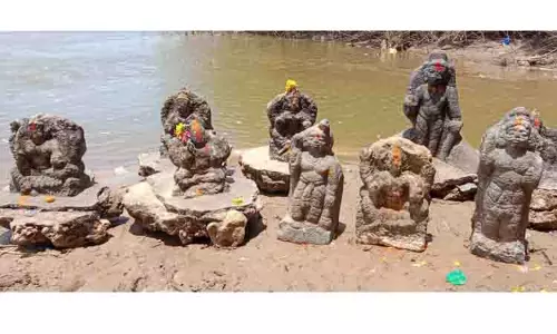 திருமானூர் கொள்ளிடம்ஆற்றில் இருந்து 9 கற்சிலைகள் மீட்பு