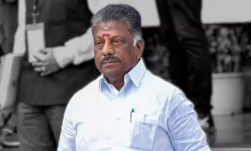 பழுதடைந்த நிலையில் பள்ளிக் கட்டிடங்கள்:  மாணவ, மாணவிகளின் பாதுகாப்பை உறுதி செய்க - தமிழக அரசுக்கு ஓ.பன்னீர் செல்வம் வலியுறுத்தல்