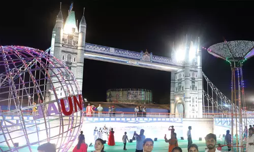 நாகர்கோவிலில் 3 ஆண்டுகளுக்கு பிறகு கண்கவர் பொருட்காட்சி - லண்டன் பிரிட்ஜில் ஏறி பொதுமக்கள் உற்சாகம்