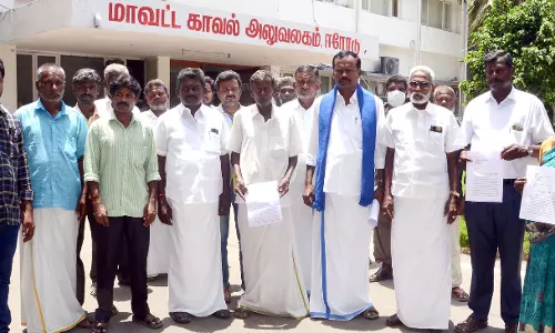 விளக்கேத்தி ஊராட்சி மன்ற துணை தலைவருக்கு கொலை மிரட்டல்; நடவடிக்கை எடுக்கக்கோரி போலீஸ் சூப்பிரண்டு அலுவலகத்தில் புகார்