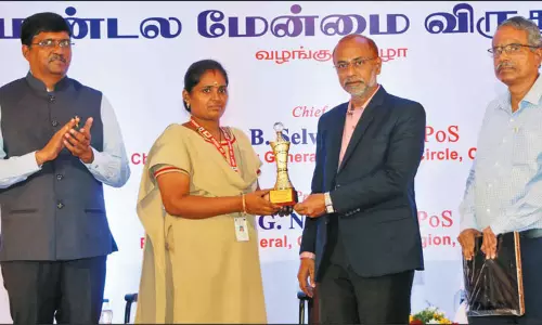 தமிழக தபால் துறை மூலம் 9 லட்சம் தேசியக் கொடிகள் விற்பனை