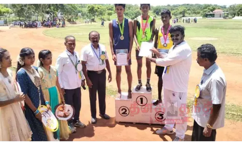 பெரியகுளம் கல்வி மாவட்ட அளவிலான குறுவட்ட விளையாட்டு போட்டிகள்