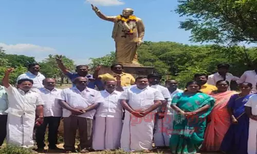 ஓ.பன்னீர்செல்வம் அணி சார்பில் அண்ணா பிறந்தநாள் விழா ஓ.பன்னீர்செல்வம் அணி சார்பில் அண்ணா பிறந்தநாள் விழா