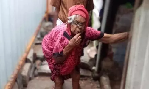 ஆரணியில் கருணை கொலை செய்ய மூதாட்டி, கலெக்டருக்கு மனு