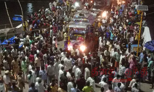 கூத்தாநல்லூரை சேர்ந்தவர் உடல் சொந்த ஊரில் தகனம் கூத்தாநல்லூரை சேர்ந்தவர் உடல் சொந்த ஊரில் தகனம்