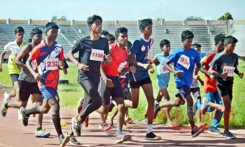 ஈட்டி எறிதலில் அரசு பள்ளி மாணவர் முதலிடம்