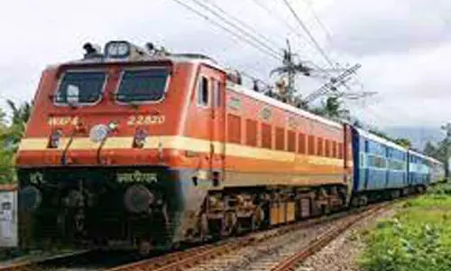 தென்காசி வழியாக தாம்பரத்திற்கு மீண்டும் சிறப்பு ரெயில் இயக்கம் தென்காசி வழியாக தாம்பரத்திற்கு மீண்டும் சிறப்பு ரெயில் இயக்கம்