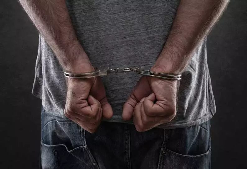 ரூ.7 லட்சம் கள்ளநோட்டுகளுடன்  வாலிபர் கைது