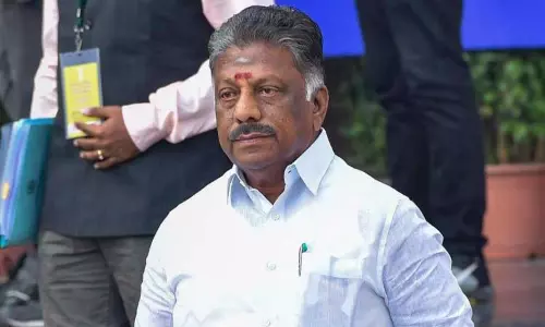 ப்ளூ காய்ச்சலை கட்டுக்குள் கொண்டு வர நடவடிக்கை எடுக்க வேண்டும் - தமிழ்நாடு அரசுக்கு ஓபிஎஸ் வலியுறுத்தல்