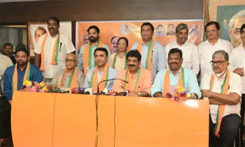 பாஜகவில் இணைந்த கோவா காங்கிரஸ் எம்எல்ஏக்கள் நாளை பிரதமர் மோடியுடன் சந்திப்பு