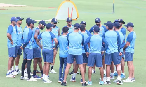இந்தியா- ஆஸ்திரேலியா மோதும் முதலாவது 20 ஓவர் கிரிக்கெட்: மொகாலியில் இன்று நடக்கிறது இந்தியா- ஆஸ்திரேலியா மோதும் முதலாவது 20 ஓவர் கிரிக்கெட்: மொகாலியில் இன்று நடக்கிறது