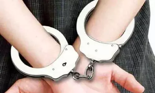 மது விற்ற வாலிபர் கைது